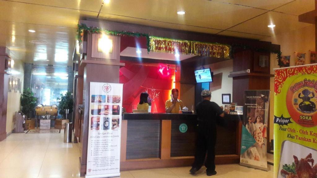 Hotel Tarakan Plaza Kültér fotó