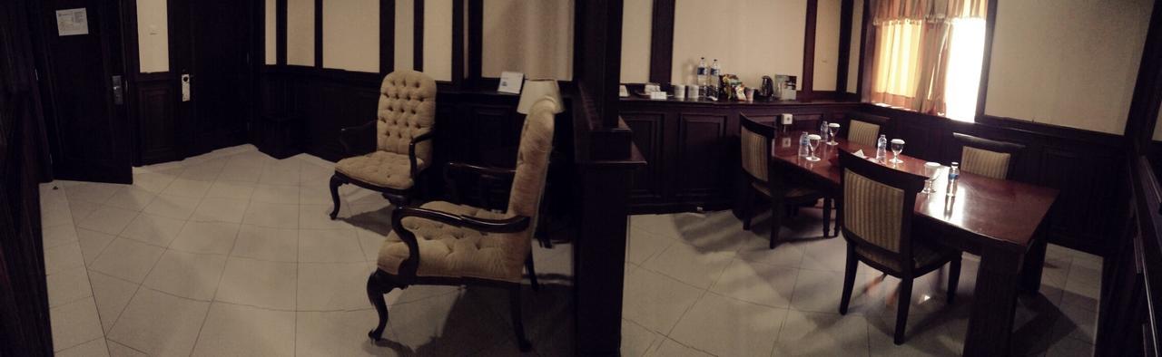Hotel Tarakan Plaza Kültér fotó