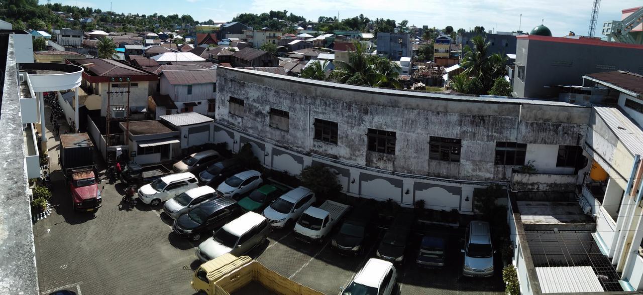 Hotel Tarakan Plaza Kültér fotó